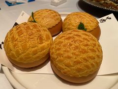 水牛奶菠萝包-翡翠小城·海鲜豆捞·广式点心(老佛爷店)