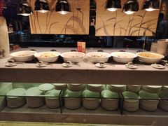 自助调料区-杭州钱江新城万怡酒店-西餐厅