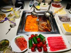 -海底捞火锅鲜切牛肉主题店(长寿路店)