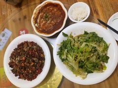 -勇猛子川菜馆(新军路店)