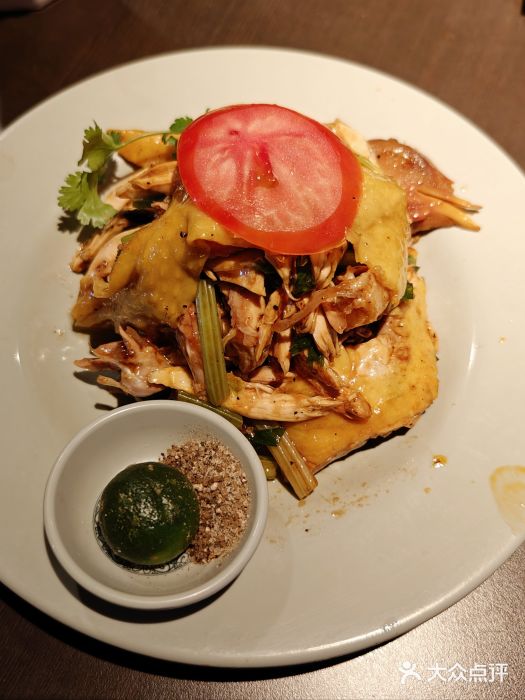 大头虾越式风味餐厅(光明广场店)越式盐焗麻油鸡图片