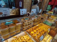 面包甜点陈列柜-南宋胡记(杭州体育场路店)