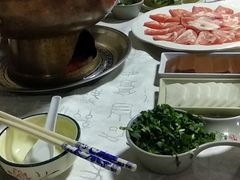 -羊家胡同·龙虾烧烤火锅(龙汇路店)