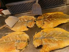 -赶海部落海鲜城(海阳路店)