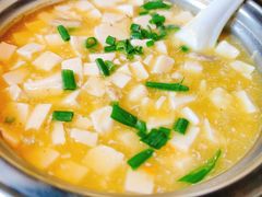 蟹粉豆腐-吴越荣记·苏州菜·松鼠桂鱼(斜塘老街店)