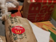 -麦当劳(新华路步步高店)