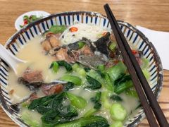 -鲜越鲜鱼粉(财富购物中心店)