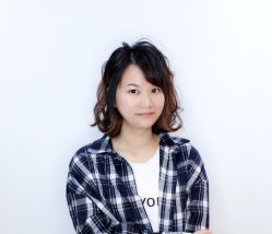 -PE SALON