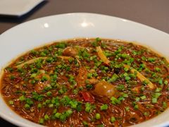 沙蒜烧豆面-新荣记(南京西路店)