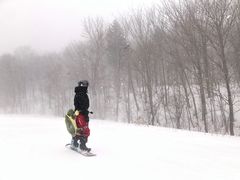 -亚布力新体委滑雪场