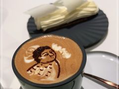 -潮一不贰·法式甜品·生日蛋糕·西式简餐(外滩店)