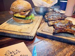 -Ribs & Burgers The Rocks
