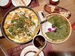 -山城外·非遗酸菜鱼(蜀都万达店)