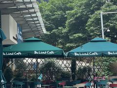 -Be Lived Cafe比例咖啡(摩天轮店)