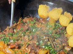 -鱼窝棚柴火铁锅炖(富山屯店)