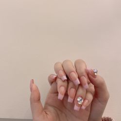 -Fanni美甲美睫皮肤管理