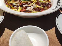 -太二酸菜鱼(武汉光谷保利店)