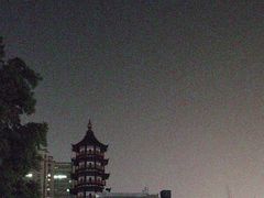 -绳金塔