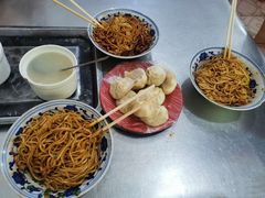 瓦罐汤-高师傅特色米粉汤包(建设路店)