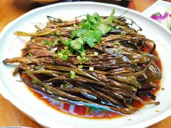 葱烤鸭片鱼-赵小姐丨新中餐(曲江店)