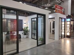 -百安居装修建材卖场(泰然店)