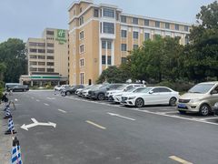 -河南中州皇冠假日酒店
