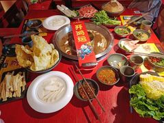-谭鸭血老火锅(万象九宜城店)