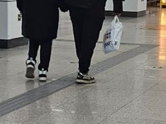 -白石桥南(地铁站)