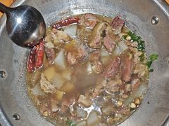 -大众跷脚牛肉馆·非遗传承单位(峨眉山店)