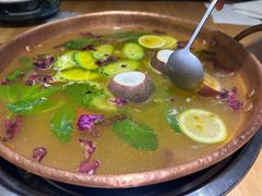 -洱火云南酸菜牛肉火锅(石景山当代商城店)