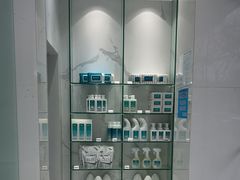 -福奈特洗衣洗鞋(海阳路店)