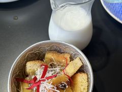 -桥边小楼·手工云南菜·古城观景小楼
