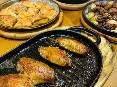 -老东镇啤酒屋海鲜加工·蒸汽海鲜·海鲜烧烤(台东店)