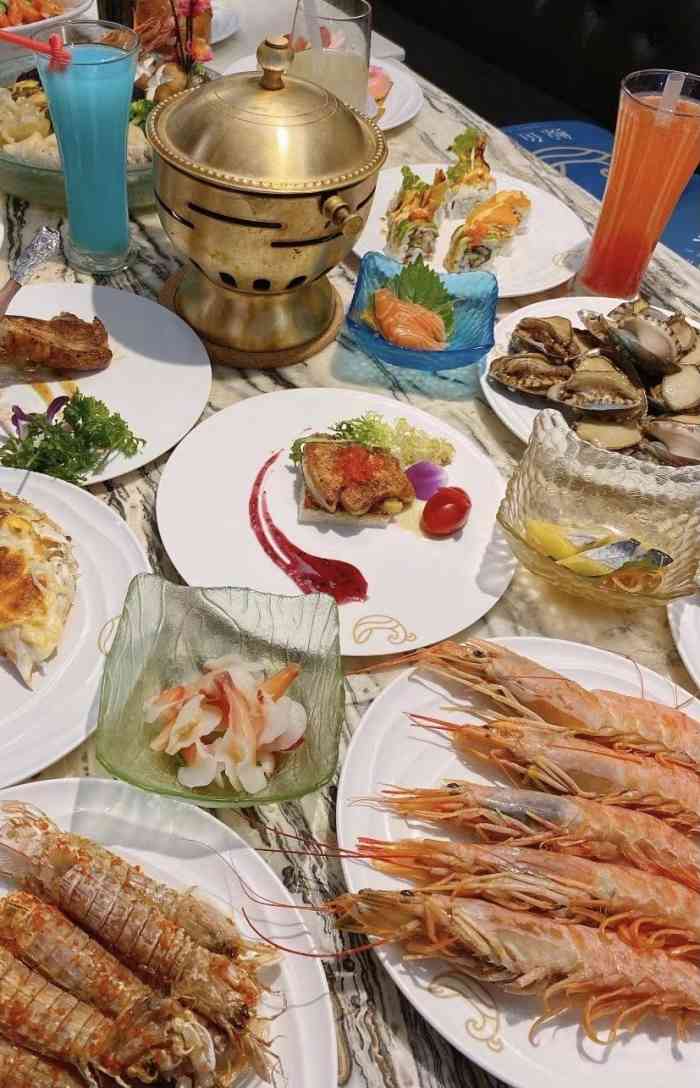 鲸鱼岛鲜活海鲜涮锅自助(大汉悦中心店)-"活蓝虾开餐时上过一次就没有
