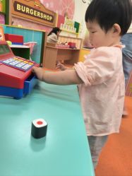 -莫莉幻想儿童乐园(武汉金银潭永旺店)