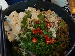 豆花米线-滇道云南特色料理(康定路店)