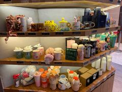 零售区-星巴克(丁香国际商业中心店)