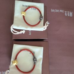 -周生生Chow Sang Sang(新世界店)