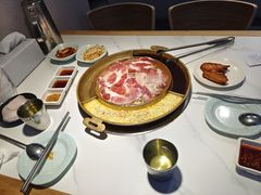 -猪啊牛呀羊啊铜盘烤肉(正大广场店)