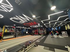 -成杰格斗·拳击·柔术·防身术(建设路店)