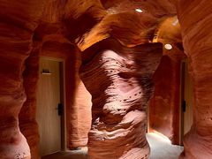 -幸栖洞穴设计酒店(成都春熙路店)