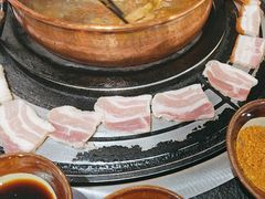 -阿山卓·野生菌火锅·纳西火塘烤肉