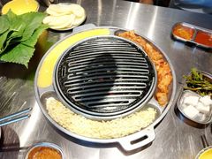 -猪掌柜韩国烤肉(六折店)