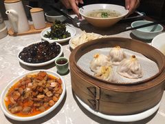 蟹粉汤包-松鹤面馆·古法焖肉面(观前店)