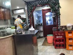 大堂-金杨拉面王小吃面馆·牛三宝面·红烧牛肉粉