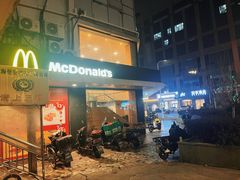 -麦当劳(乳山路店)