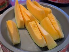 -龍歌自助小火锅(市北CBD万达店)