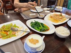 -东江海鲜酒家(艺都分店)