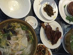 -桥香园云南过桥米线(金马碧鸡店)