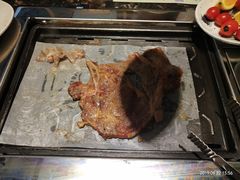 -阪尚皇·原切牛排·烤肉火锅自助(北京路店)